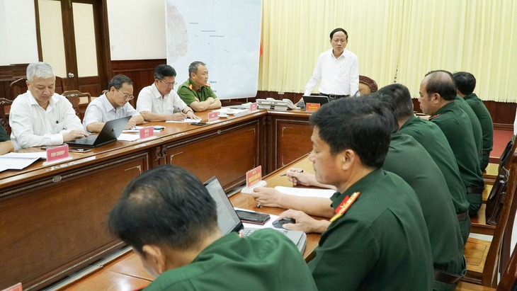 Tàu cá có 8 ngư dân mất liên lạc hơn 3 ngày, Gia Lai đề nghị Bộ Quốc phòng hỗ trợ tìm kiếm - Ảnh 1.