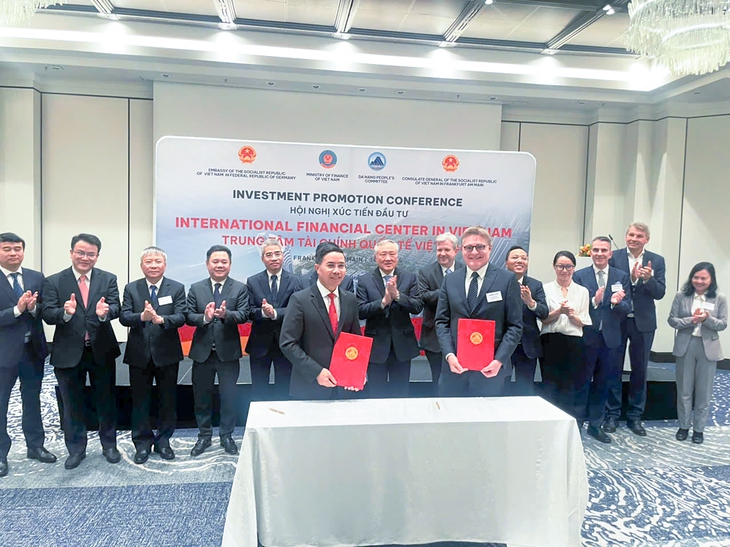 Đà Nẵng ký kết hợp tác về trung tâm tài chính với Công ty Frankfurt Main Finance, Đức - Ảnh 3.