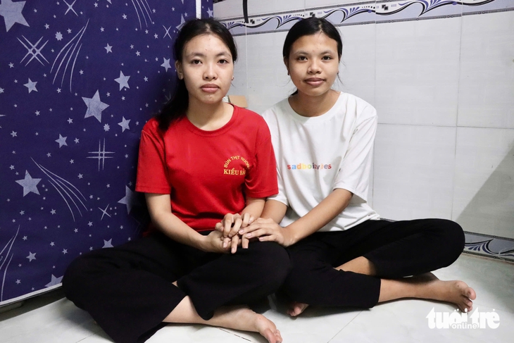 Nộp học phí xong, nữ sinh viên ĐH Ngân hàng TP.HCM không dám ăn cả... bánh mì  - Ảnh 1.
