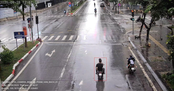 Thêm một con đường ở Hà Nội lắp camera AI, phát hiện hàng loạt xe đi vào làn BRT - Ảnh 2.
