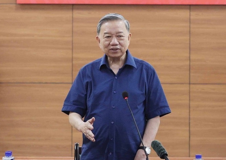 Tổng Bí thư Tô Lâm: Không để người dân ảnh hưởng mưa lũ bị đói rét, không có chỗ ở - Ảnh 1.
