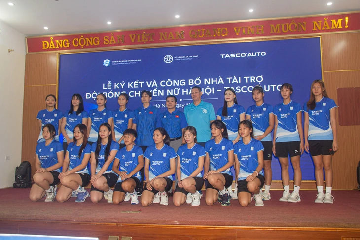 CLB bóng chuyền nữ Hà Nội có tên gọi mới - Ảnh 1.