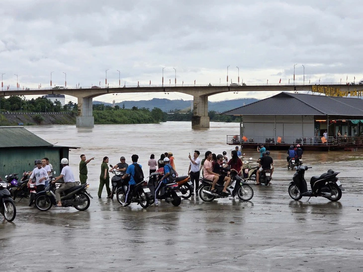 Thủy điện Trung Quốc, Việt Nam xả lũ, nước lũ nhiều sông dự báo lên mức cực kỳ nguy hiểm - Ảnh 4.