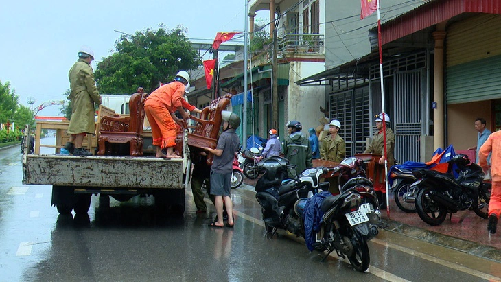 Thủy điện Trung Quốc, Việt Nam xả lũ, nước lũ nhiều sông dự báo lên mức cực kỳ nguy hiểm - Ảnh 2.