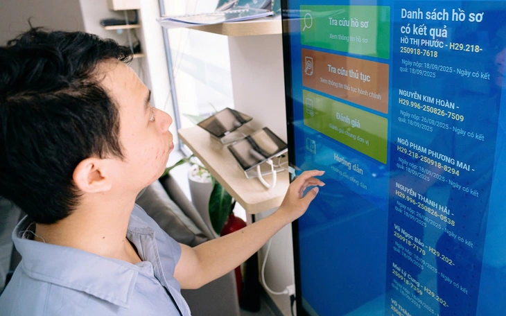 TP.HCM ra mắt mô hình Trạm Công dân số, thí điểm tại cao ốc đảo Kim Cương - Ảnh 2.