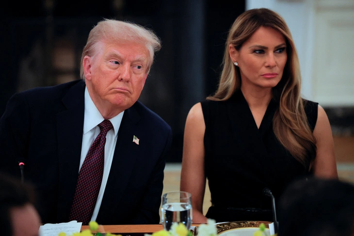 Tin tức thế giới 5-9: Ông Trump đổi tên Bộ Quốc phòng; Mỹ không nâng cam kết an ninh cho Ukraine - Ảnh 1. Trump - Ảnh 1.