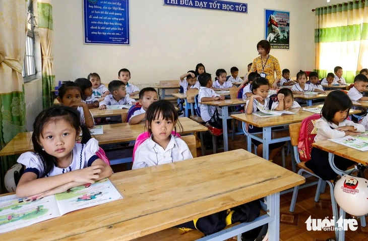 Tin nhắn dừng bán trú gây xôn xao, Lâm Đồng bác bỏ - Ảnh 1.