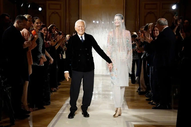 Giorgio Armani - Ảnh 3.