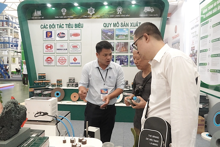 Sau triển lãm thành tựu 80 năm, chuẩn bị có Hội chợ mùa thu tại Trung tâm Triển lãm Việt Nam - Ảnh 1.