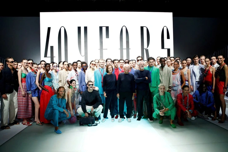 Giorgio Armani - Ảnh 4.