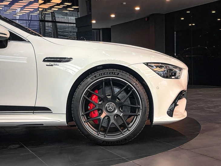 Mercedes-AMG GT 53 - Ảnh 3.