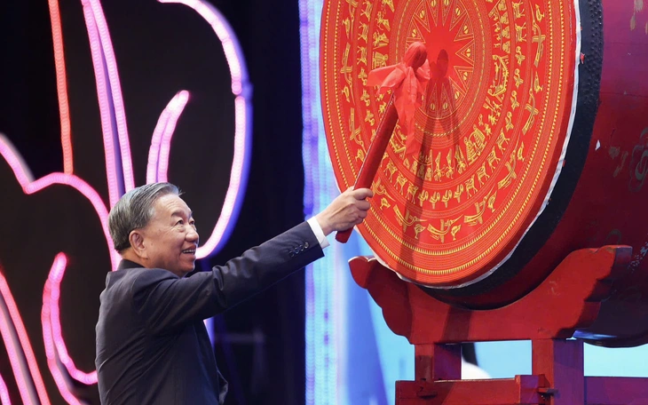 Tổng Bí thư Tô Lâm: Giáo dục chuyển từ cải cách 'chỉnh sửa' sang tư duy kiến tạo, dẫn dắt phát triển - Ảnh 2.