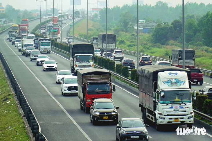 Khởi công dự án mở rộng cao tốc TP.HCM - Trung Lương - Mỹ Thuận vào cuối năm 2025 - Ảnh 1.