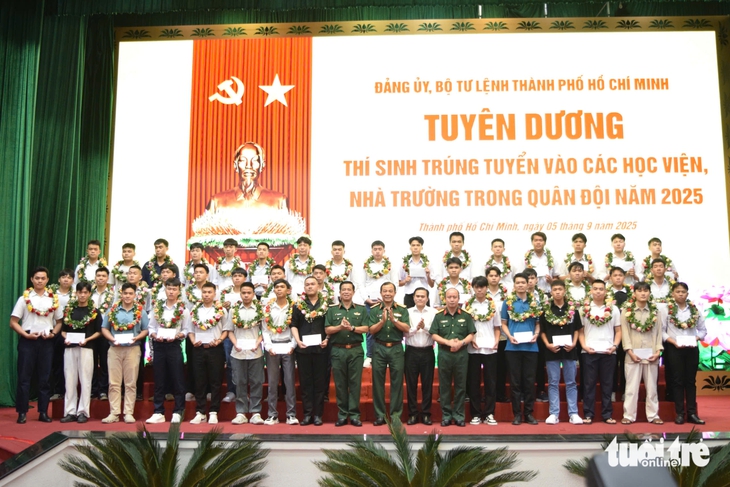trường quân đội - Ảnh 1.