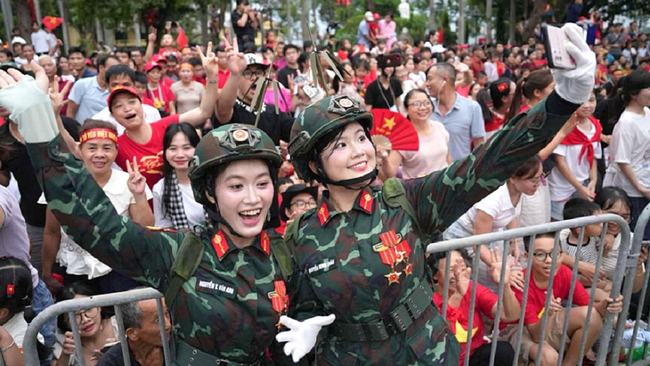hòa bình - Ảnh 1.
