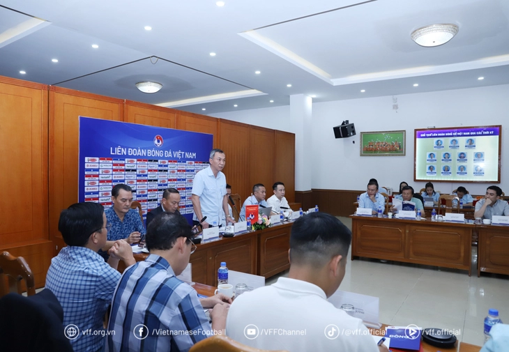 Bóng đá Việt Nam phấn đấu vào 4 trận chung kết ở SEA Games 33 - Ảnh 1.