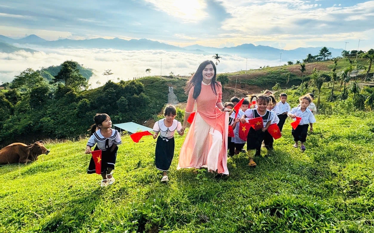 Cô giáo Tắk Pổ Trà Thị Thu nói về lý do chọn ở lại núi rừng - Ảnh 5.