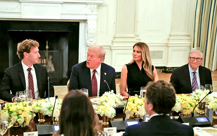 Tiệc AI ở Nhà Trắng: Hàng chục CEO công nghệ đồng loạt ca ngợi ông Trump - Ảnh 1.