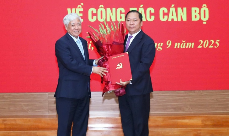 Ông Nguyễn Phi Long làm phó bí thư Đảng ủy Mặt trận Tổ quốc, các đoàn thể Trung ương - Ảnh 1.