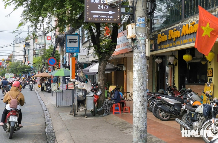 vỉa hè - Ảnh 4.