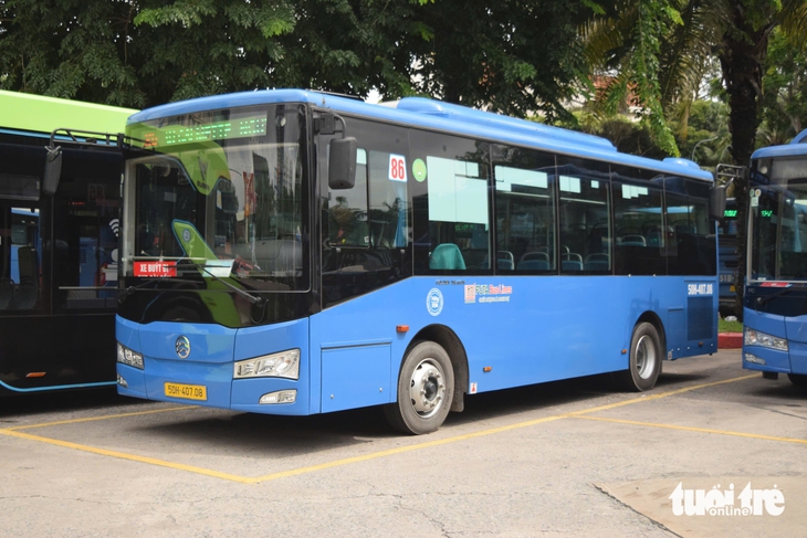 xe buýt - Ảnh 6.
