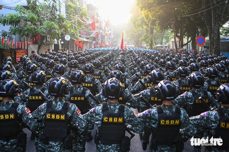 diễu binh - Ảnh 4.
