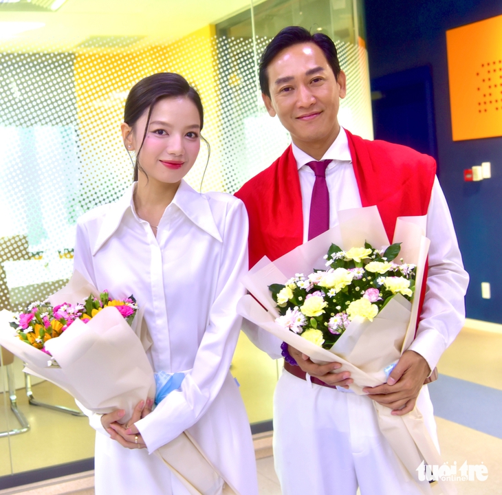 Anh Tạ 'Mưa đỏ' khóc kể về ông nội liệt sĩ: 'Giá như trên chiến trường có sự vị tha' - Ảnh 4. Mưa đỏ - Ảnh 4.