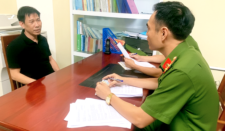 Khởi tố vụ án đưa hối lộ, môi giới và nhận hối lộ liên quan ‘Mạnh gỗ’, bắt 10 người - Ảnh 1.
