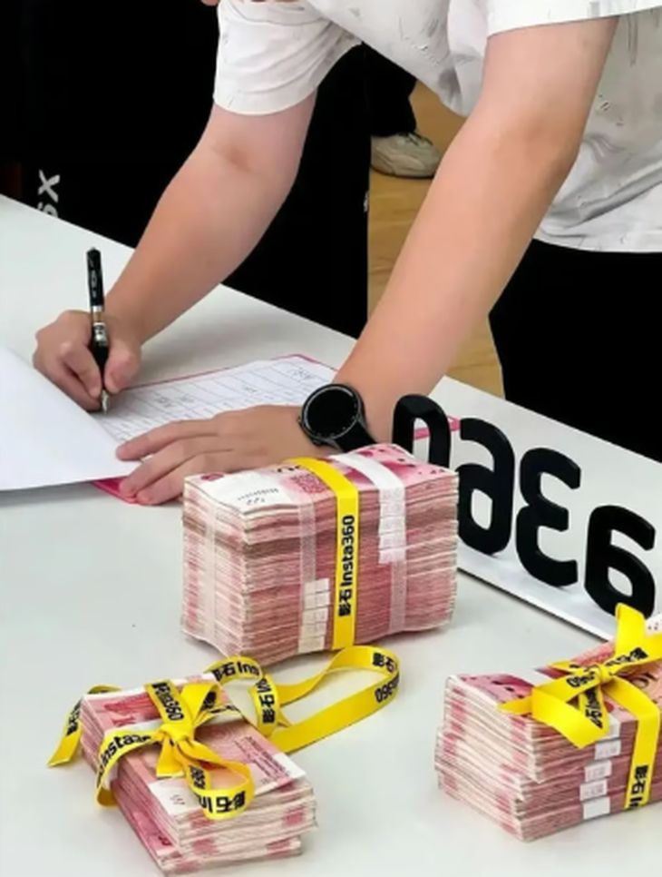 Công ty Trung Quốc gây sốt khi treo thưởng 140.000 USD khuyến khích nhân viên giảm cân - Ảnh 1.