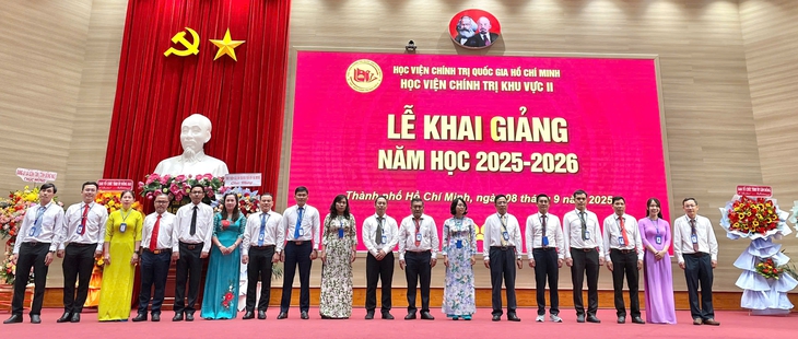 Học viện Chính trị khu vực II khai giảng các lớp cao cấp lý luận chính trị hệ tập trung K76 - Ảnh 2.