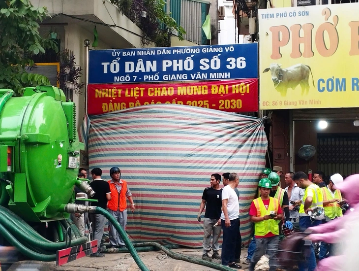 Đã kiểm soát lượng bùn trào khi đào hầm metro Nhổn - ga Hà Nội - Ảnh 3.