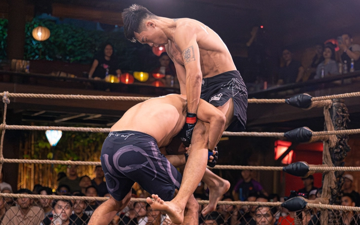 Hà Thế Anh trả đai Thần Võ, Johnny Trí Nguyễn tước luôn danh hiệu - Ảnh 2.
