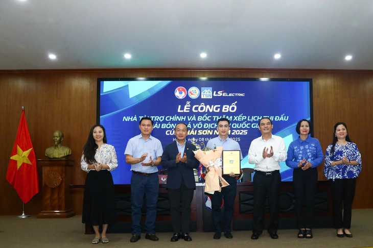 Hà Nội gặp lại Hoàng Anh Gia Lai ở vòng bảng U17 quốc gia 2025 - Ảnh 1.