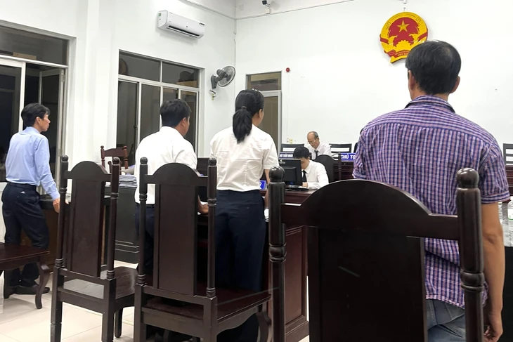 Vụ dân kiện huyện vì thu hồi đất không nằm trong diện thu hồi: Tòa bác toàn bộ yêu cầu khởi kiện - Ảnh 1. thu hồi đất - Ảnh 1.