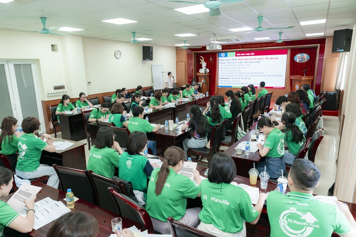 Nỗ lực nâng cao kiến thức về sức khỏe cho tư vấn viên bảo hiểm - Ảnh 2.