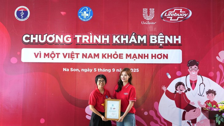 Lifebuoy giúp trẻ em Điện Biên trở lại trường sạch khỏe - Ảnh 3. Lifebuoy - Ảnh 3.