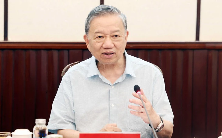 Bộ Chính trị: Phương án nhân sự trình Đại hội Đảng bộ Chính phủ đảm bảo cơ cấu, số lượng, tiêu chuẩn - Ảnh 4.