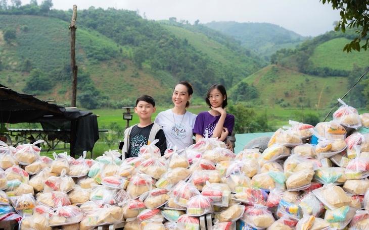 Ca sĩ Hồ Lệ Thu: bếp nhà nêm nếm tình yêu thương - Ảnh 2.