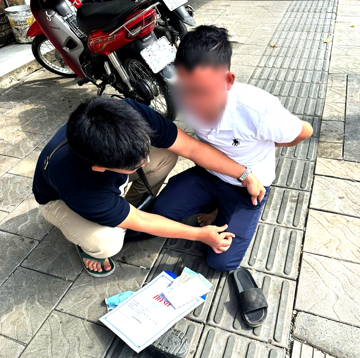 Nữ sinh viên sập bẫy chạy chuyển trường của cán bộ đại học ‘dỏm’, mất hàng chục triệu đồng - Ảnh 1.