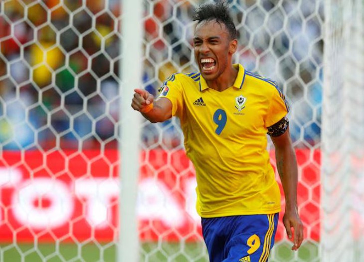 Chính phủ Gabon đình chỉ đội tuyển quốc gia thi đấu, loại bỏ ngôi sao Aubameyang - Ảnh 1.