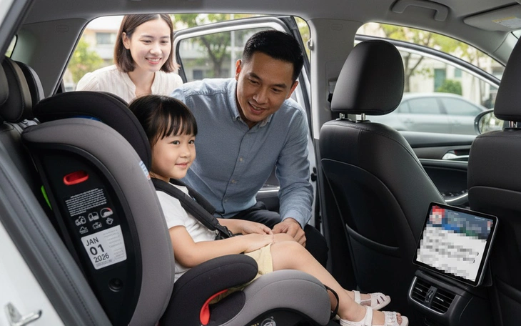 'Tôi cho con ngồi ghế trẻ em từ 5 ngày tuổi, khó lúc đầu, lợi về sau' - Ảnh 3.