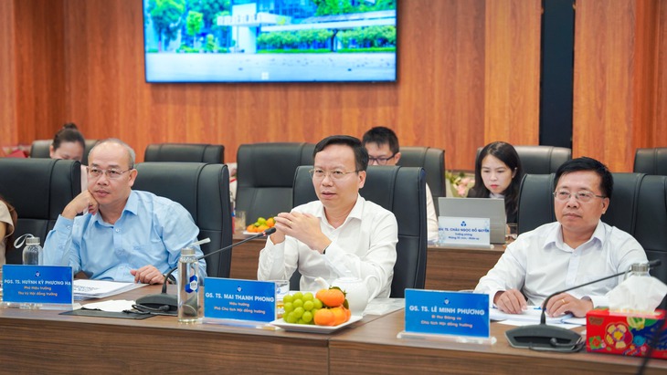 hội đồng trường - Ảnh 1.