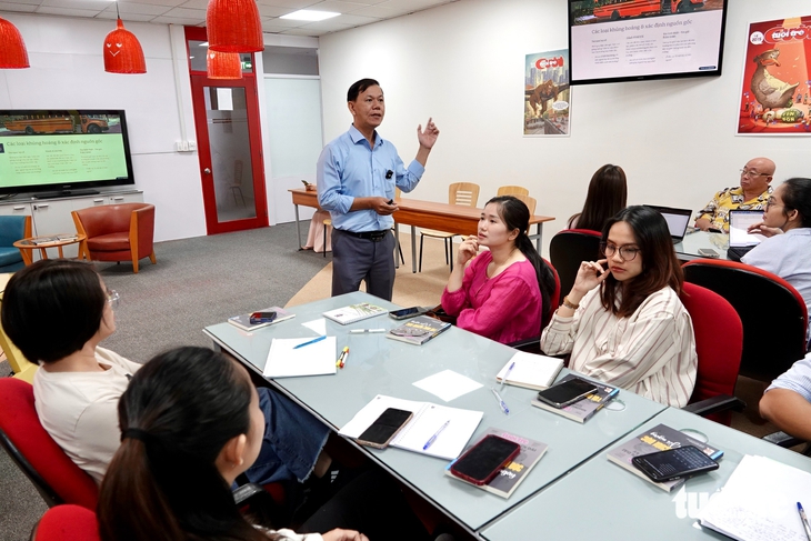 Tuổi Trẻ tổ chức bồi dưỡng nâng cao năng lực truyền thông cho cán bộ, viên chức ngành giáo dục - Ảnh 3.