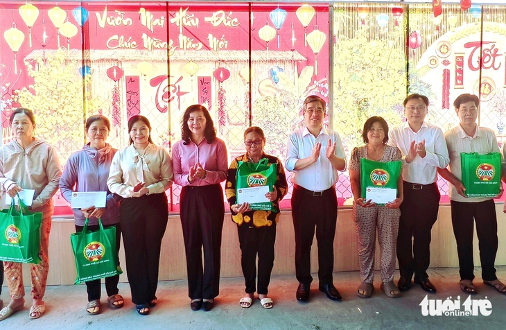 làng mai vàng Bình Lợi - Ảnh 2.