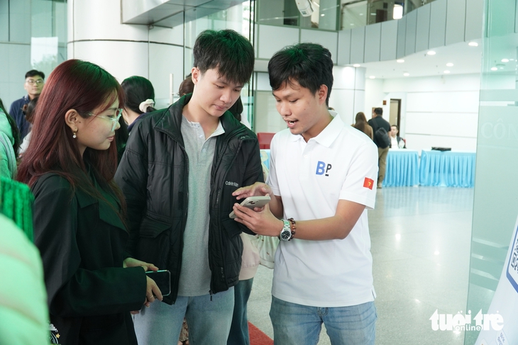 Sinh viên được tặng tài sản mã hóa USDT để trải nghiệm chuyển đổi sang Việt Nam đồng để mua sắm - Ảnh 6.