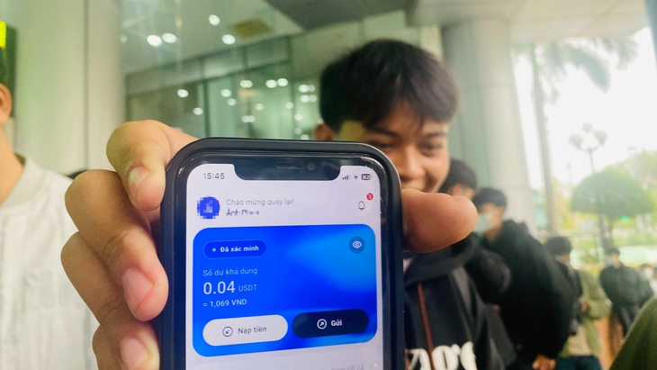 Sinh viên được tặng tài sản mã hóa USDT để trải nghiệm chuyển đổi sang Việt Nam đồng để mua sắm - Ảnh 3.