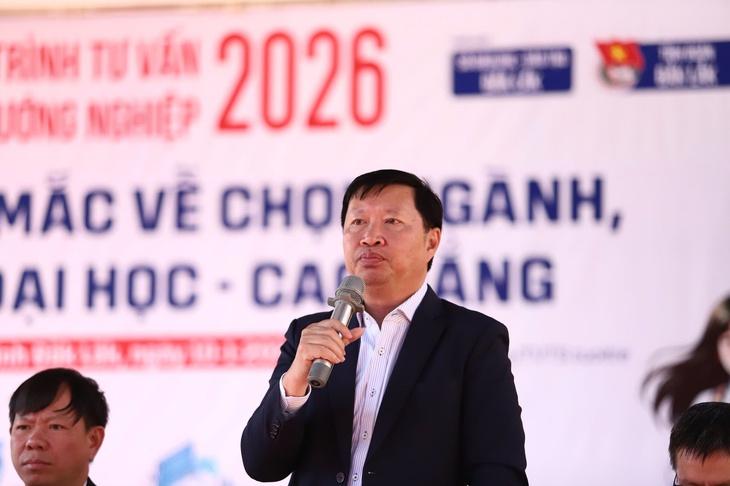 Trước ngưỡng cửa đại học, học sinh vùng sâu hỏi thẳng chuyện đam mê, việc làm và… lấy chồng - Ảnh 4.