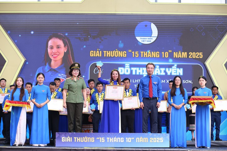 Sẽ có giải thưởng mang tên Đại tướng Nguyễn Chí Thanh - Ảnh 2.