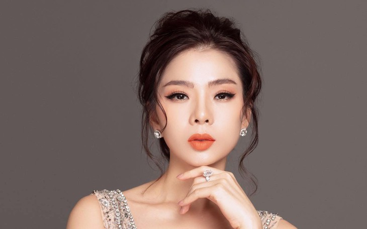 Lệ Quyên nói sẵn sàng tiếp thu ý kiến của Sở Văn hóa và Thể thao - Ảnh 2.