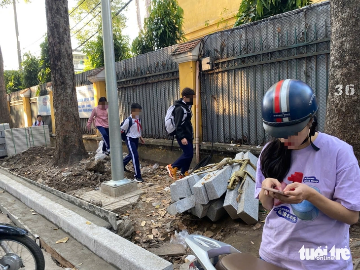 vỉa hè - Ảnh 7.